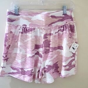 SPLENDID NWT WOMENS SHORTS M